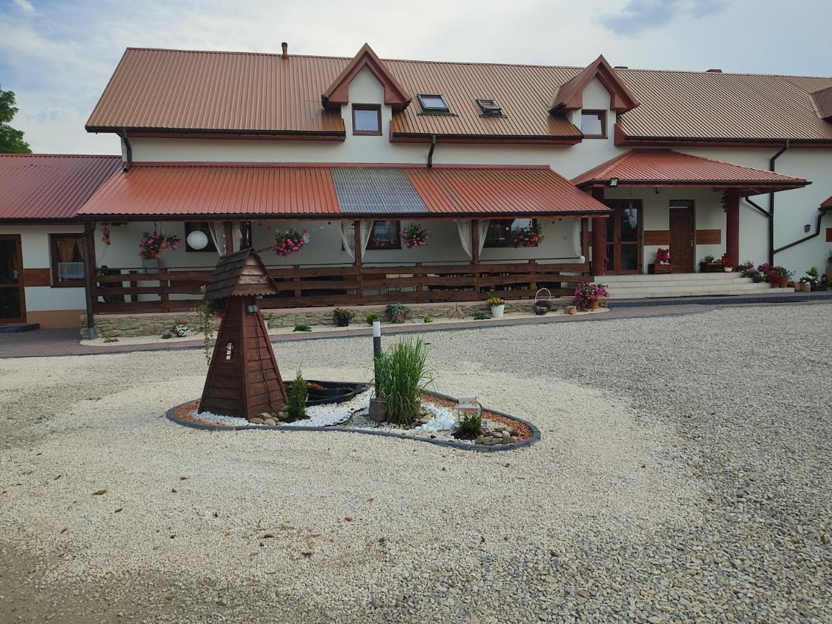Agrowczasy Nad Stawem Villa Gartatowice Exteriör bild