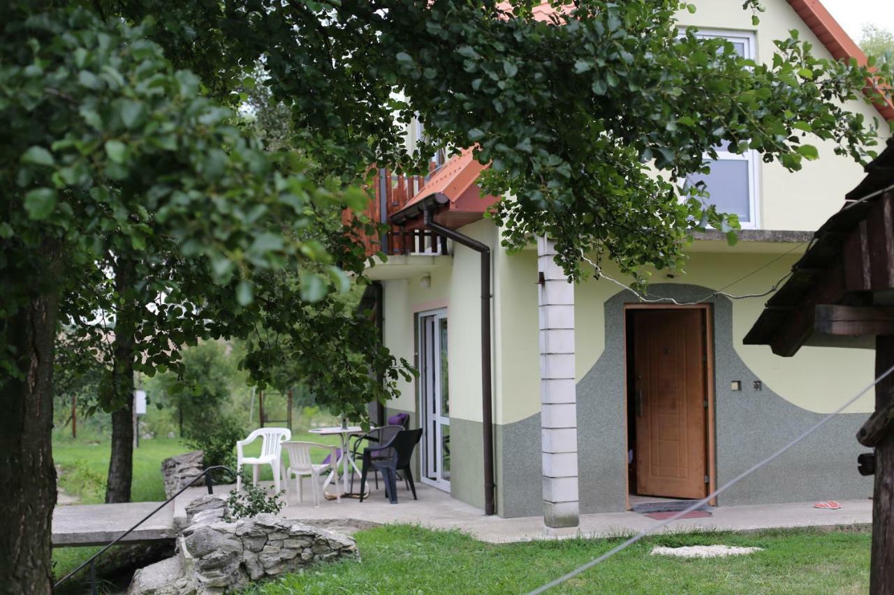 Agrowczasy Nad Stawem Villa Gartatowice Exteriör bild